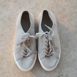 🤑❤4/$20 sale❤Old Navy sneakers